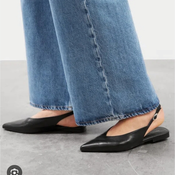 & Other Stories Shoes - Elegant Black Slingback FlatsPointed .New Condition
